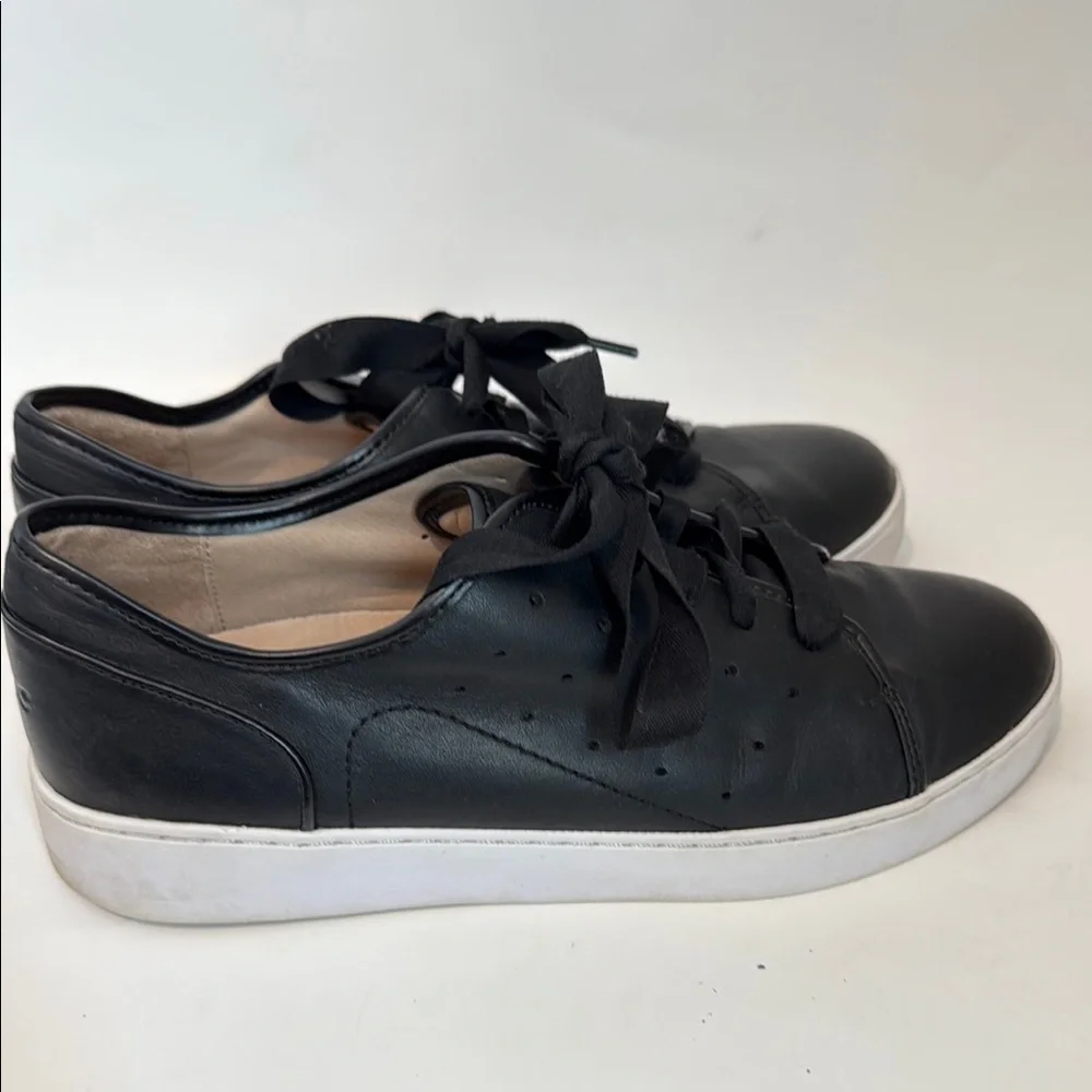 VIONIC | Keke Arch Support Fashion Sneakers | Black Leather | 9.5